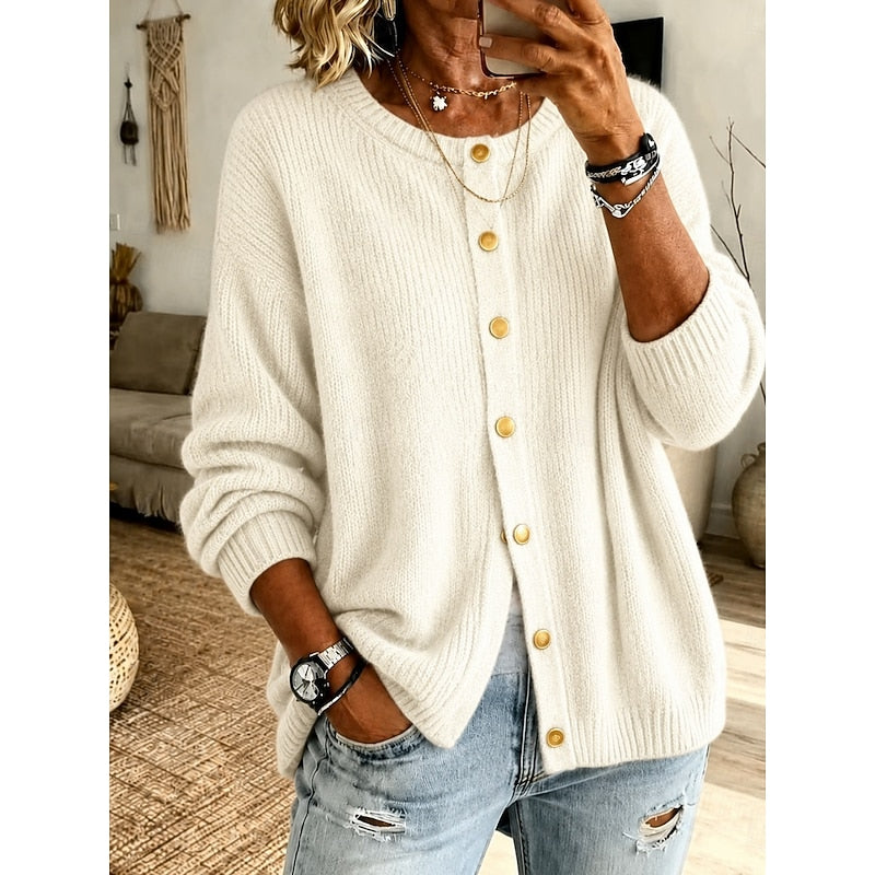 Soft Button-Front Cardigan in Cozy Knit for Everyday Wear