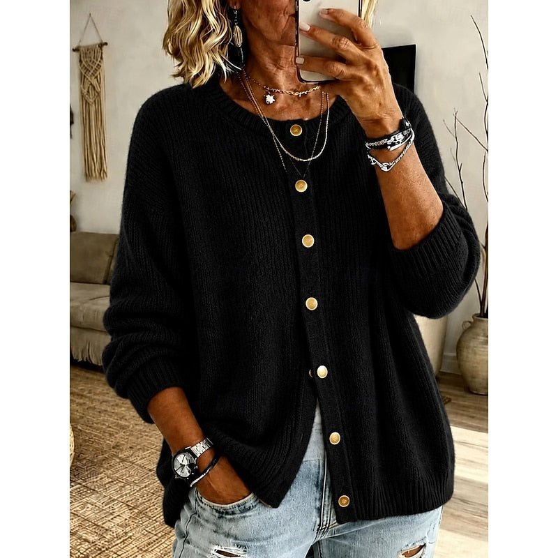 Soft Button-Front Cardigan in Cozy Knit for Everyday Wear