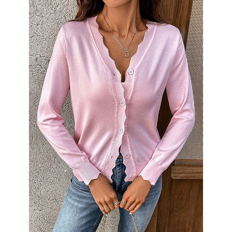 Scalloped Button-Front Cardigan in Soft Knit for Women’s Casual Wear