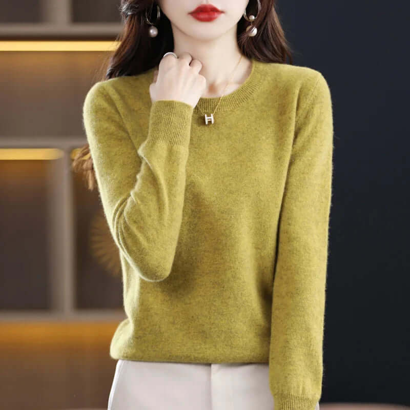 Cozy Knitted Women's Sweater - Soft Fabric, Casual Style for Everyday Wear