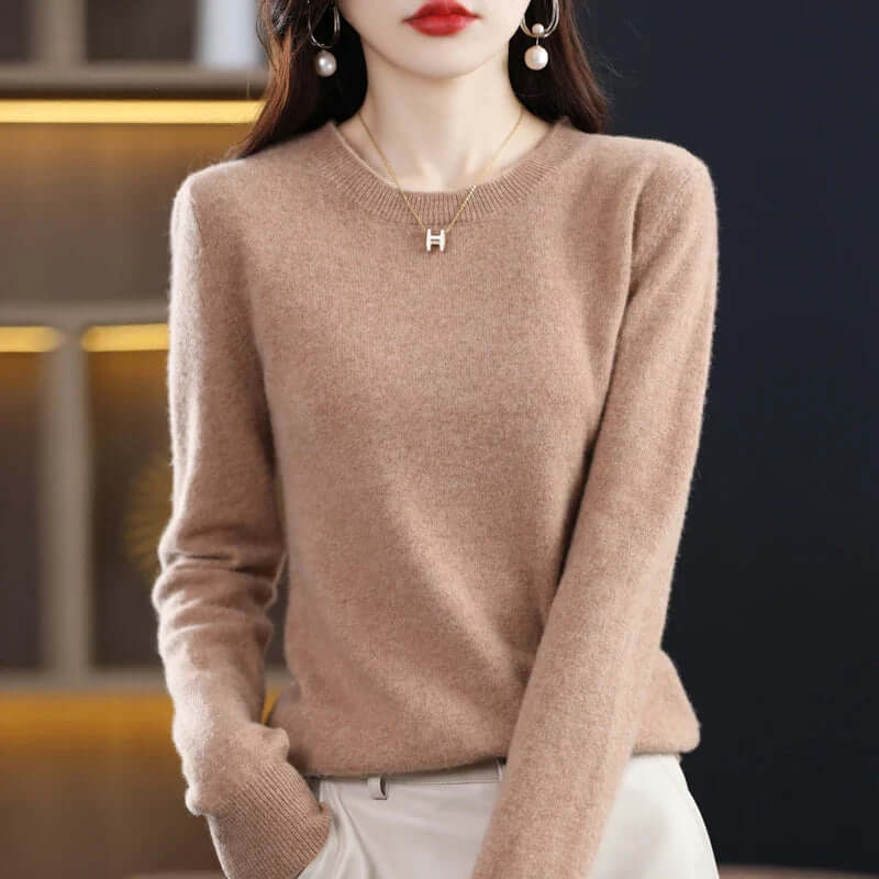 Cozy Knitted Women's Sweater - Soft Fabric, Casual Style for Everyday Wear